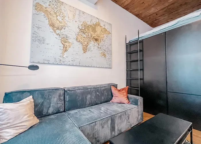 Old Town Loft Apartment *